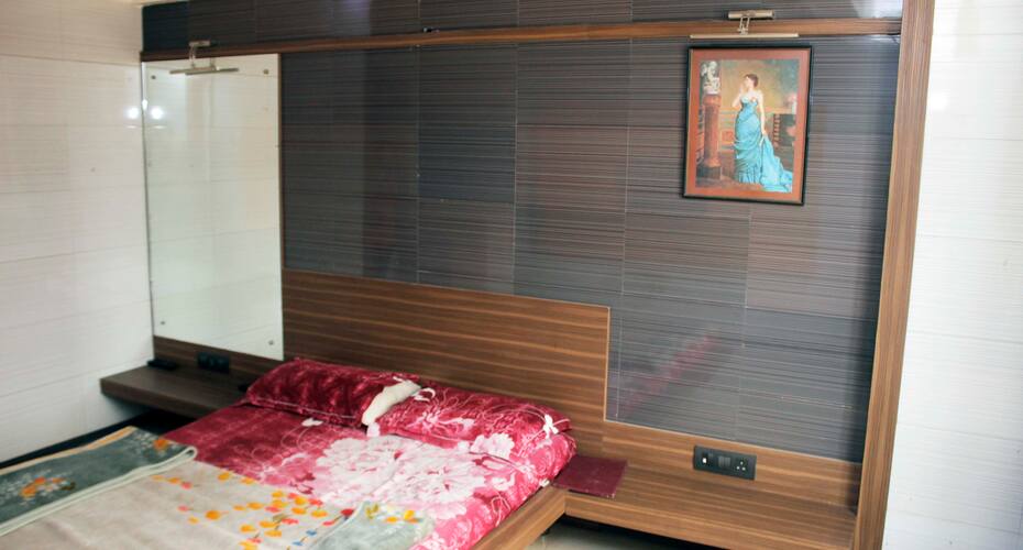 Hotel Center Point, Lonavala 5